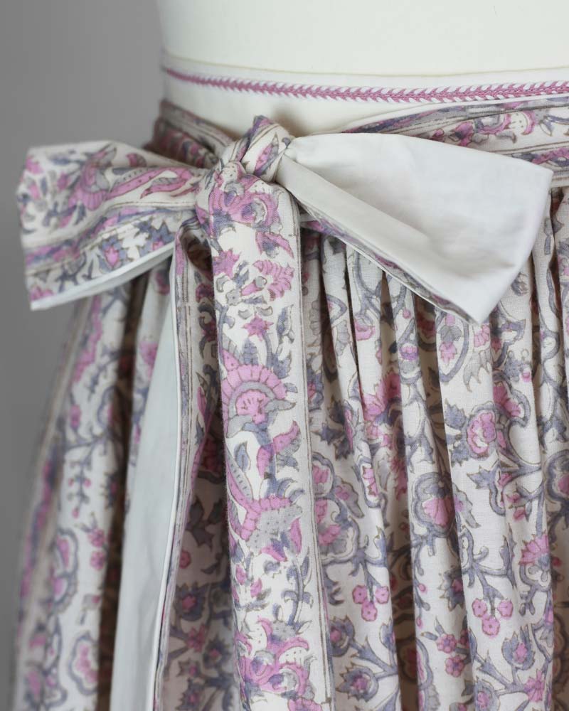 Dirndl-Schürze, Baumwolle, handbedruckt, rosé-floral_01