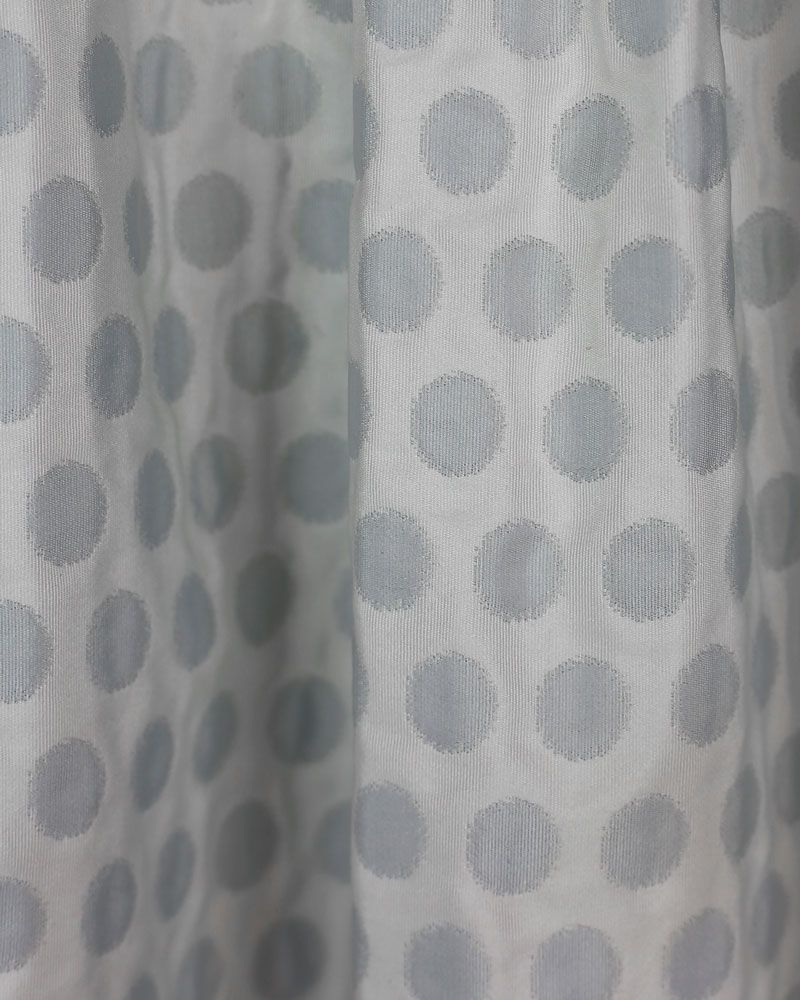 Wendeschürze aus Seide mit Bändern, Punkte, weiss-grau_02