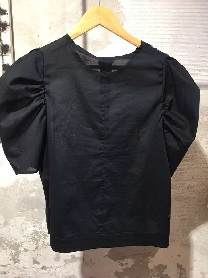 Bluse mit Volumenärmel Poplin schwarz_01