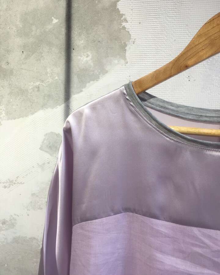 Blusenshirt in Seide/Leinen in lavendel_02