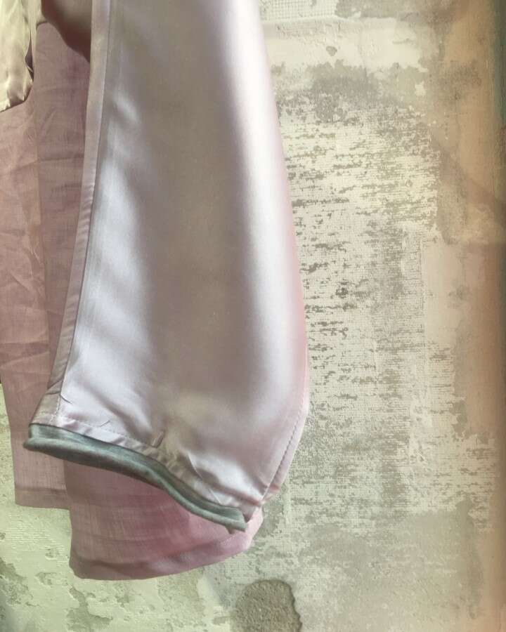 Blusenshirt in Seide/Leinen in lavendel_03