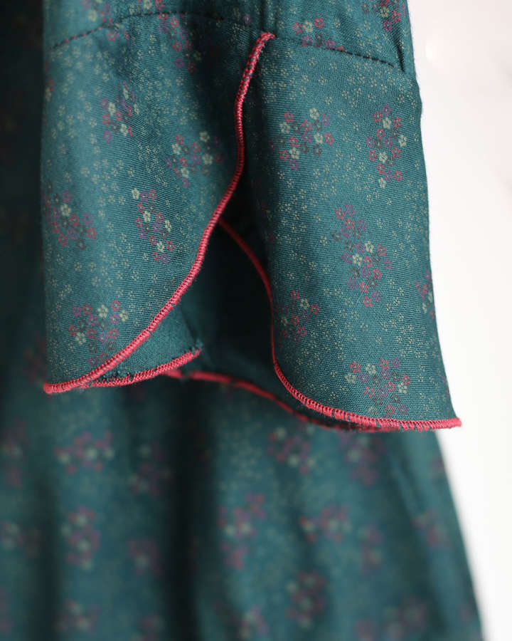 Bluse mit V-Ausschnitt, Viskose, tannengrün_02