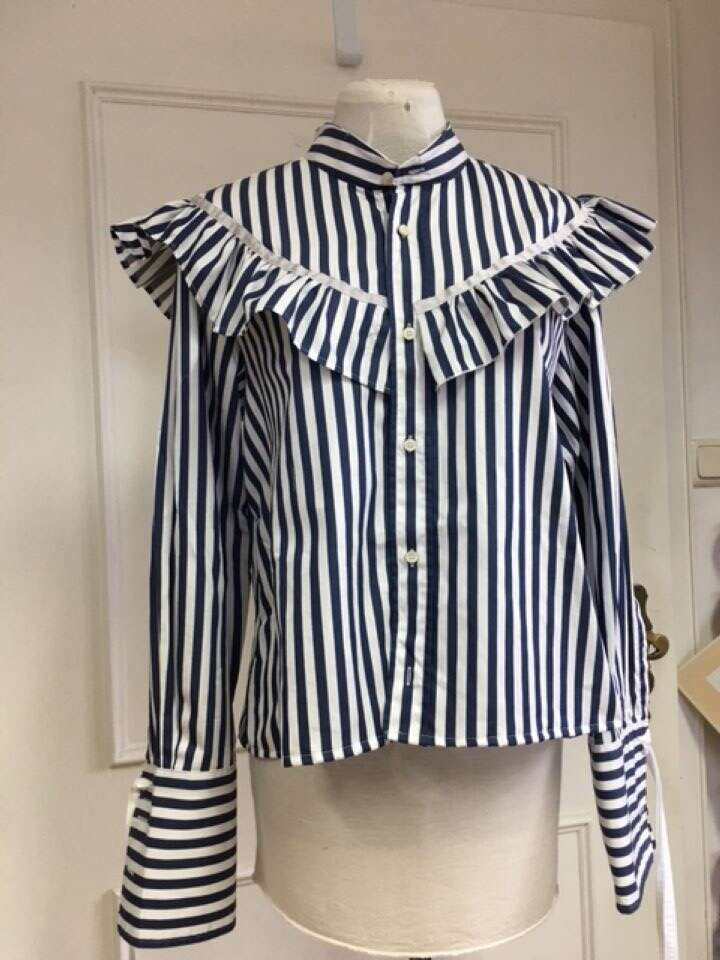 Bluse Volant blau/weiß Streifen Baumwolle circular_01