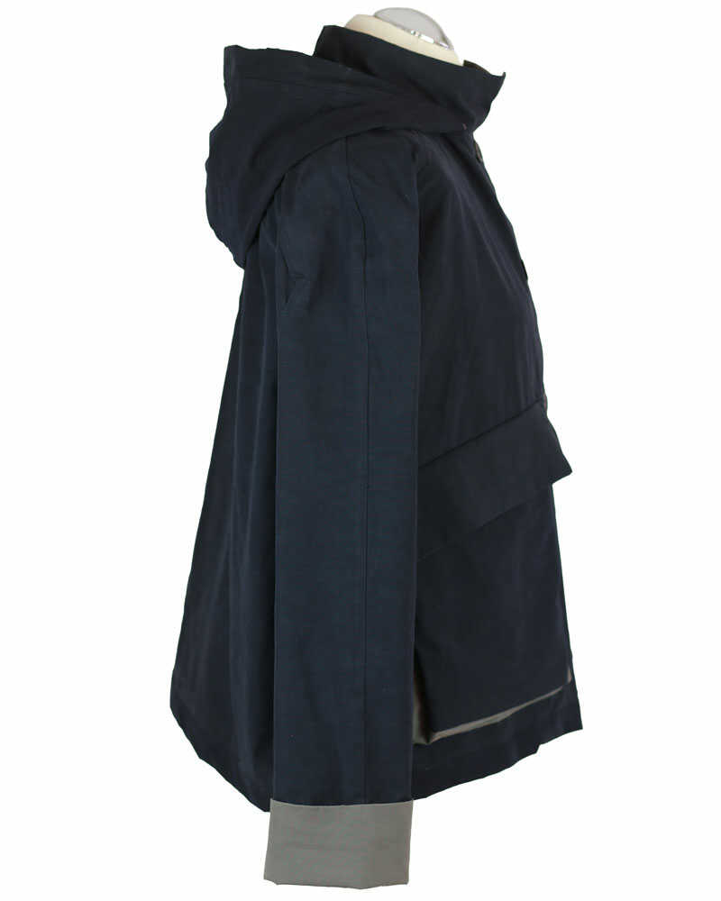 Jacke wind-und wasserabweisend, dunkelblau mit Kapuze_01