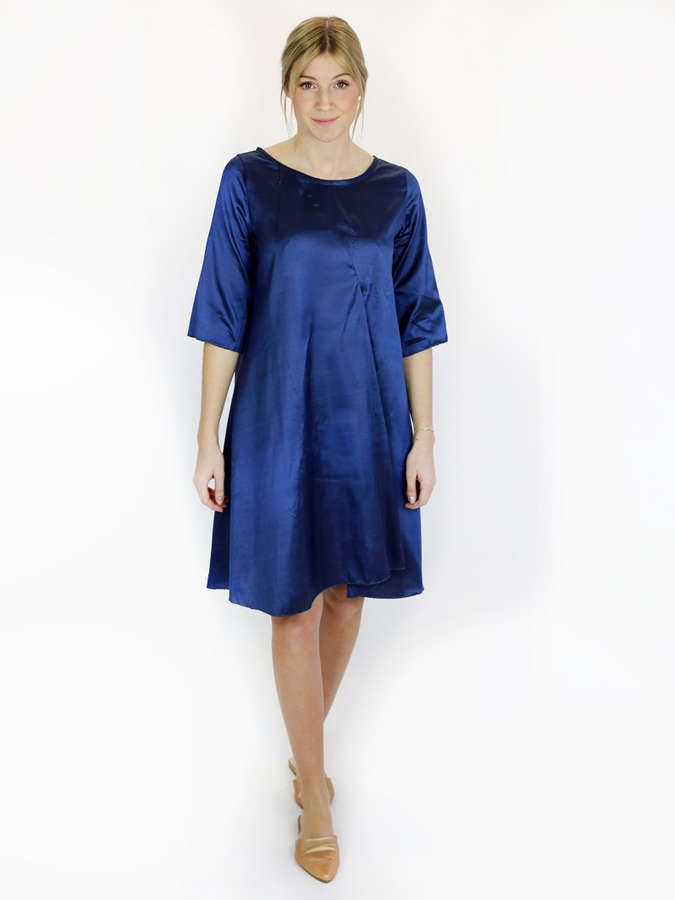 A-Linie blau Falte, asymmetrischer mit Seiden leuchtend Kleid