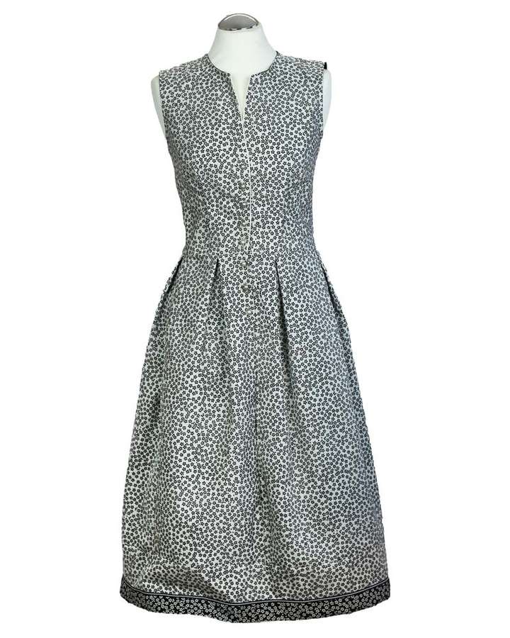 Ärmelloses Blumen-Jaquard Seidenkleid, schwarz / weiß_01