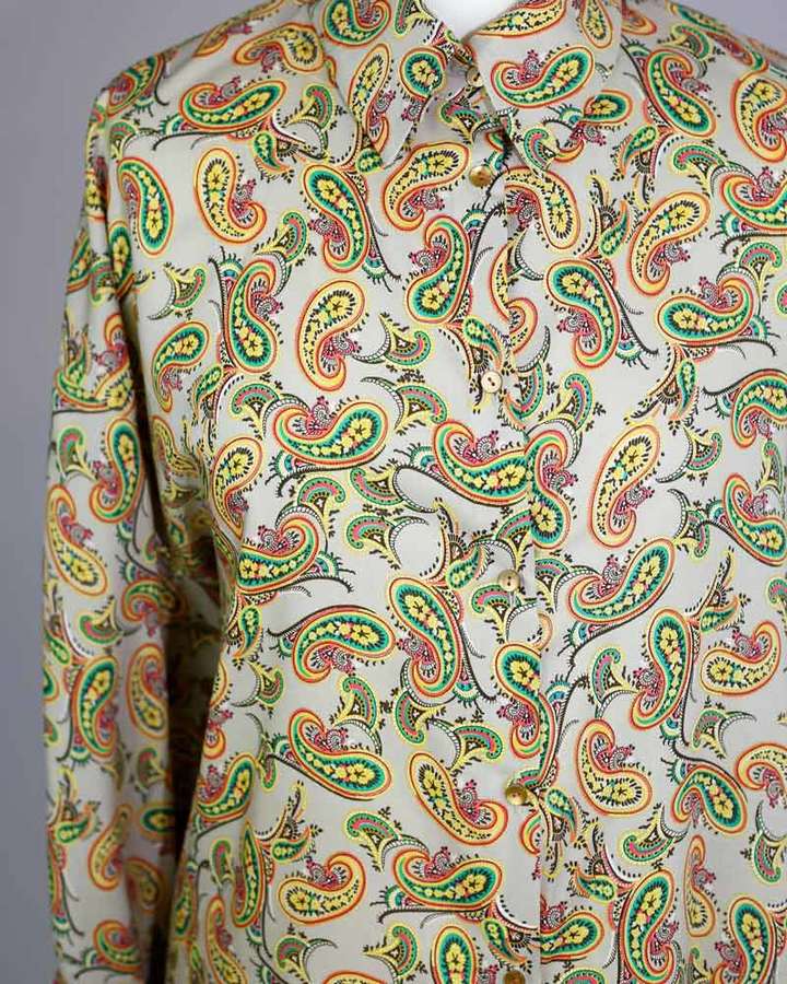 Oversize Bluse mit Paisleymuster_01