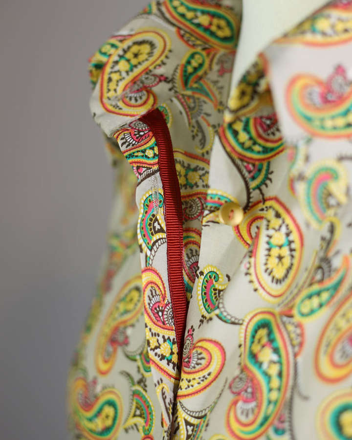 Oversize Bluse mit Paisleymuster_03