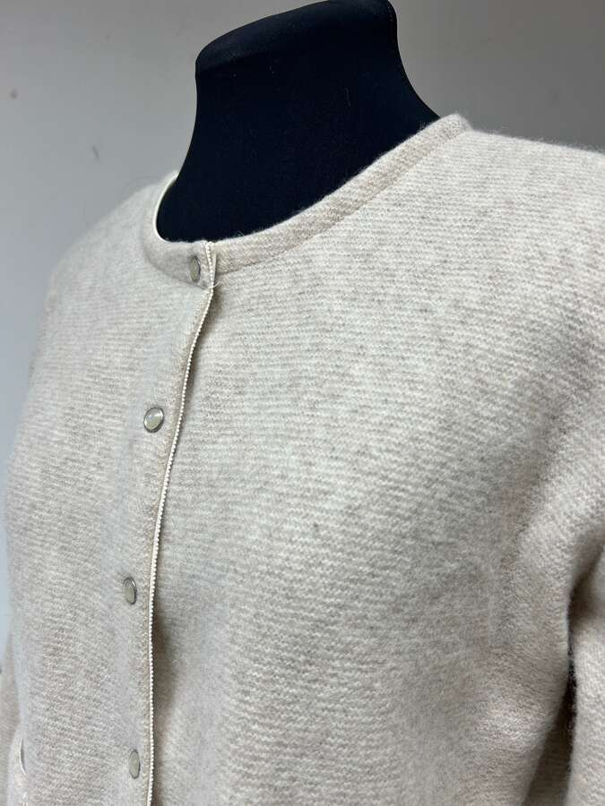 Strickjacke reine Wolle_03