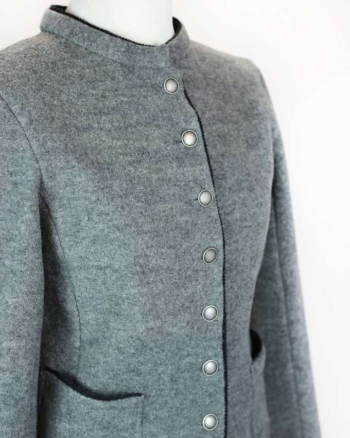 Walkjacke aus reiner Wolle mit Taschen und Schößchen, graumélange_01