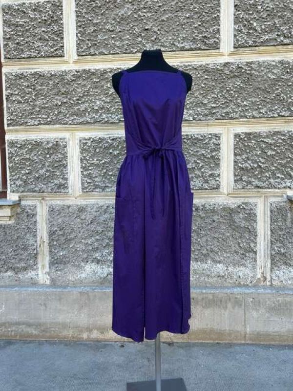 Kleid aus Sommerpoplin zum vorne und hinten binden