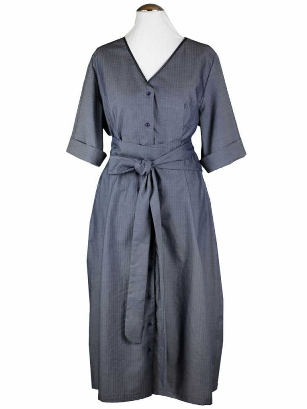 Baumwollkleid in Heringbonestruktur, Wickeloptik, geknöpft