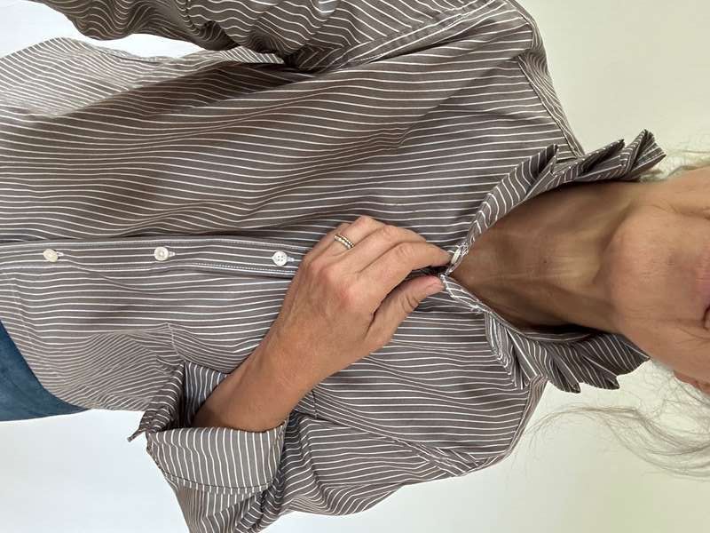 Bluse Circular mit Faltenkragen_03