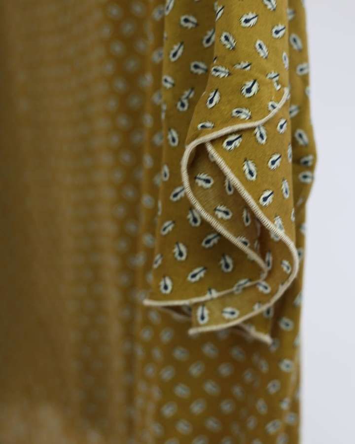 Bluse mit Federprint, Viskose, feierabendgelb_03