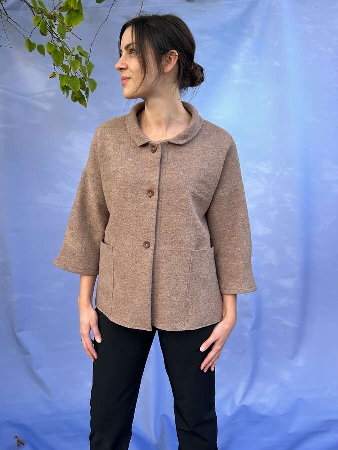 Wolljacke aus Walk in nude