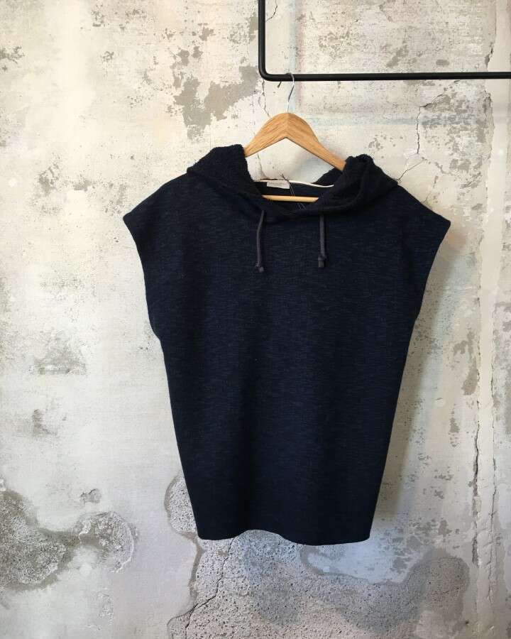 Pullunder mit Kapuze in navy_04