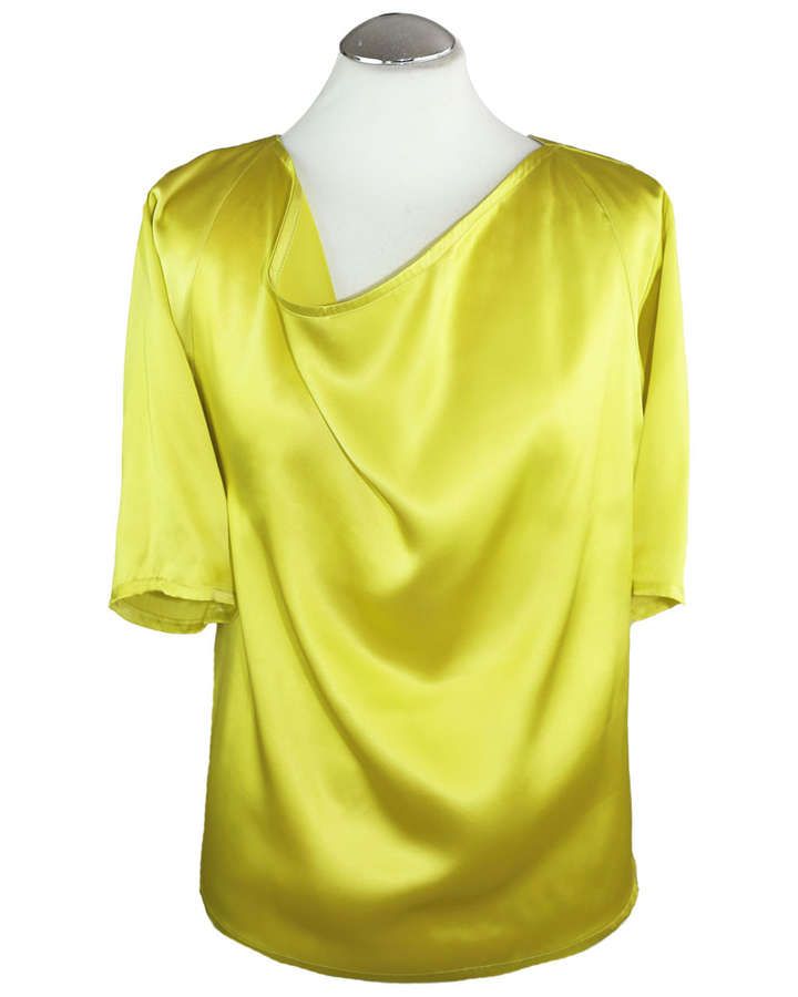 Gelbe Seidensatin Bluse mit Wasserfallausschnitt