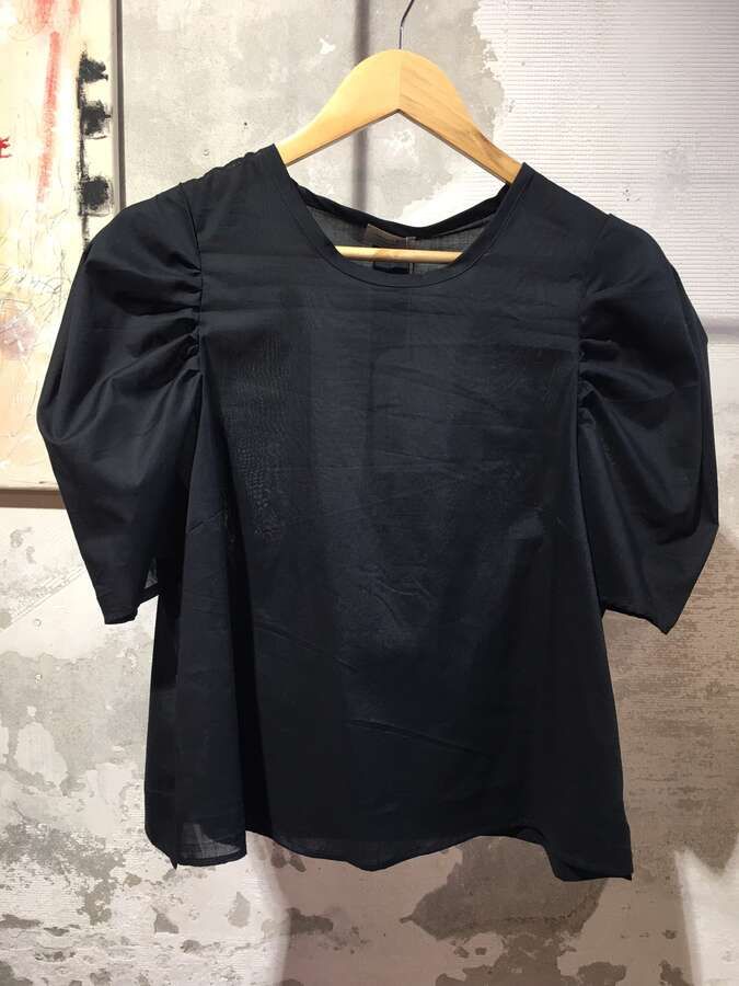 Bluse mit Volumenärmel Poplin schwarz_04