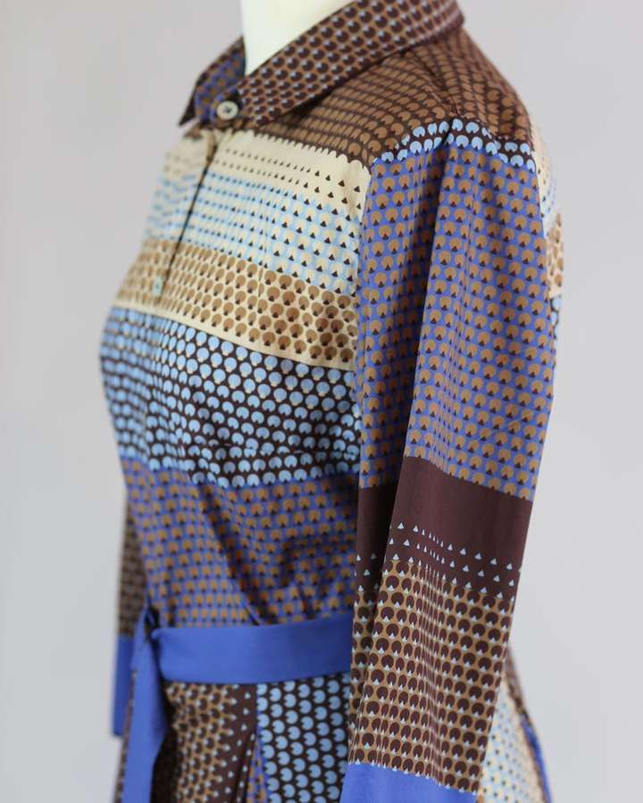 Hemdblusenkleid grafisch, farbig gemustert_02