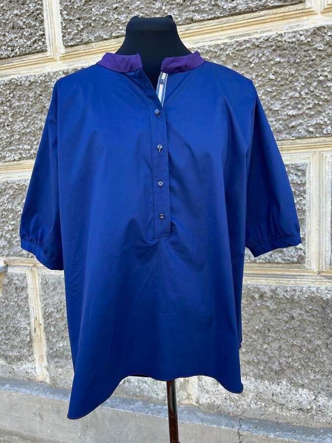 Halbarmbluse Poplin geknöpft in electric blue