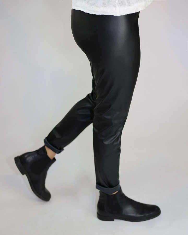 Hose, elastische Leggins, Lederimitat, schwarz_01