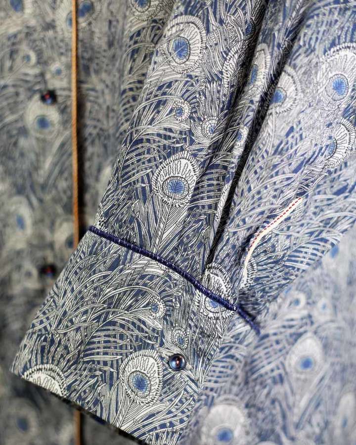 Oversize Bluse aus Baumwolle mit Federprint_02